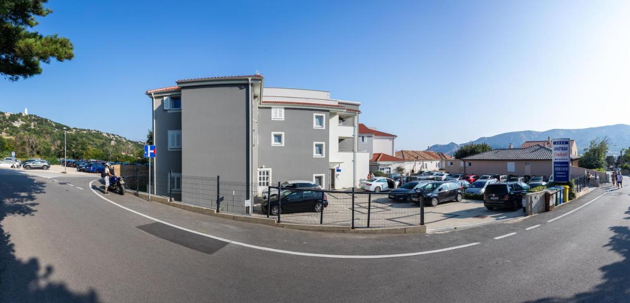 Apartments Crnekovic Tomislava 8A Baska  Exterior photo